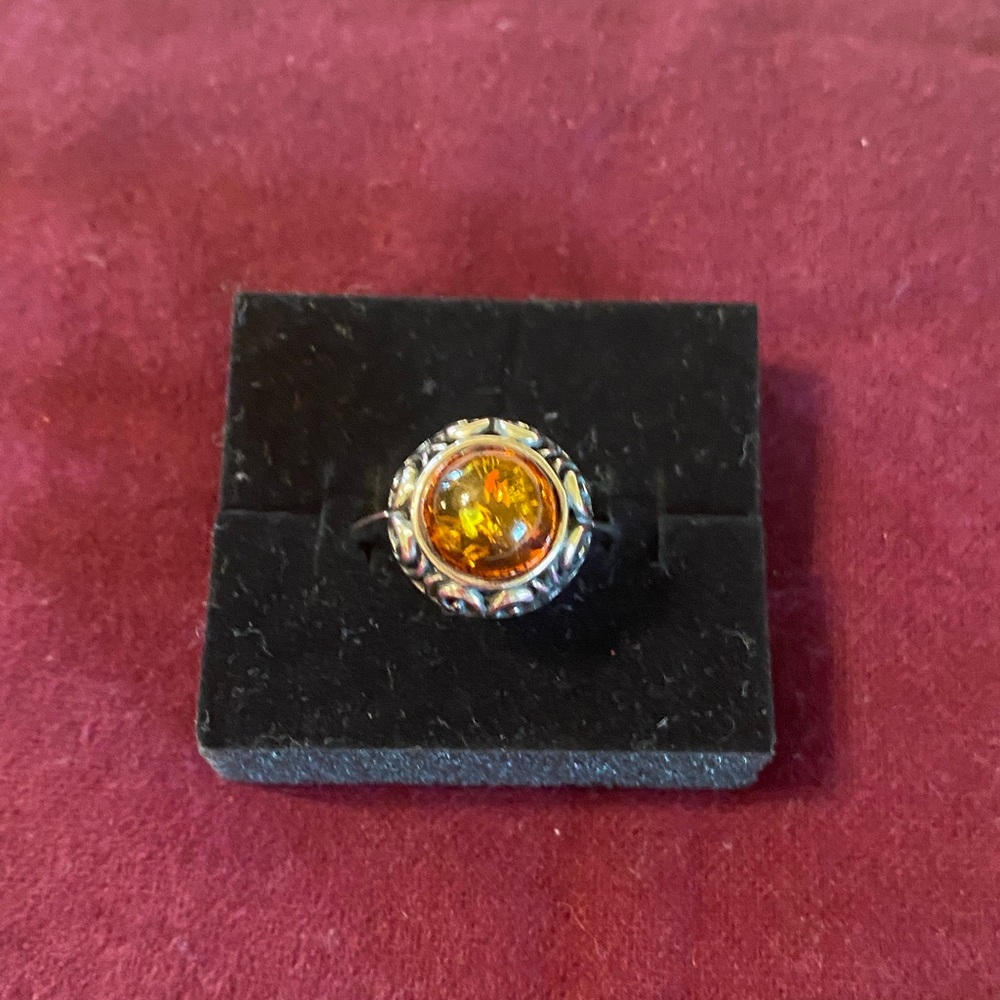 Elegant Silver and Orange Gemstone Ring